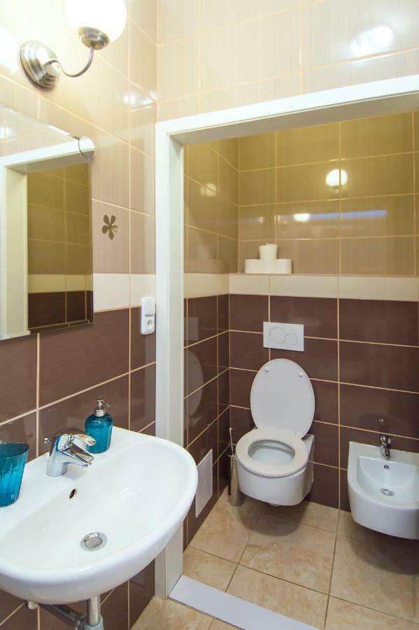 Modern Navratilova Ii Apartment Prague