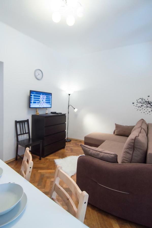 Apartment Modern Navratilova Ii *